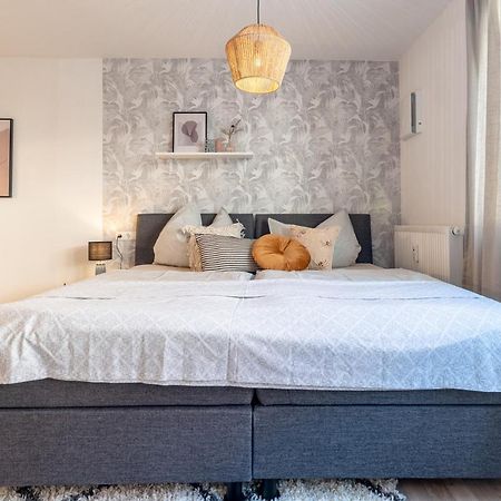 Neu☆Business Apartment☆Messe/Airport☆Tiefgarage Leinfelden-Echterdingen Dış mekan fotoğraf